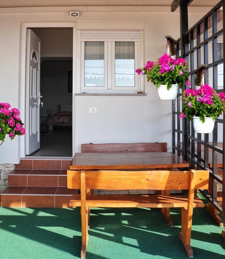 Apartmani Vesna Zambratija  Exterior foto